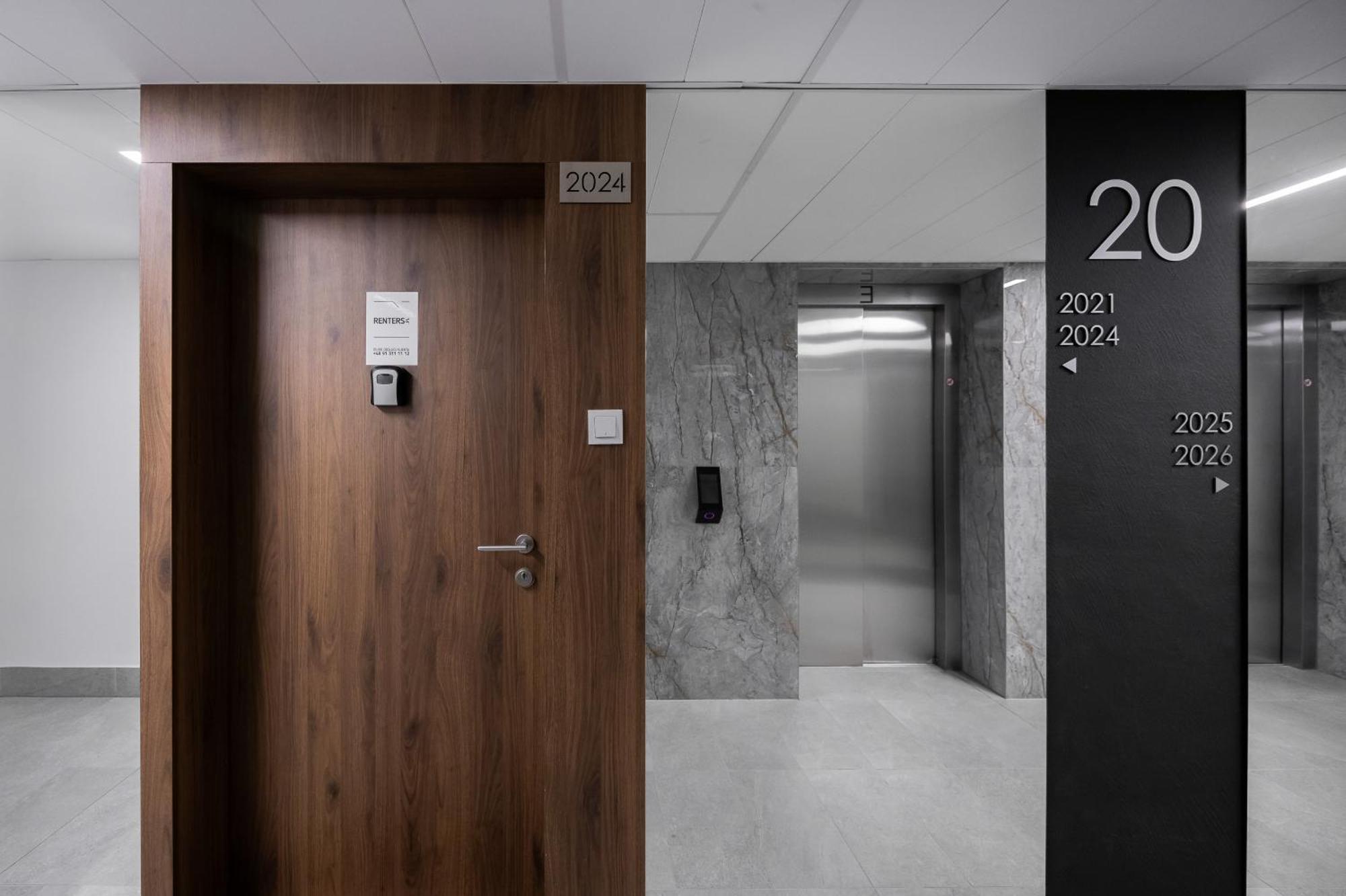 Exceptional Business Apartments By Noclegi Renters Warsawa Bagian luar foto